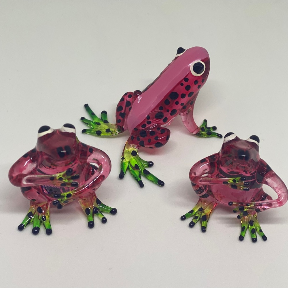 Glass Lipstick False Dart Statue Frog Collection Of 3 New